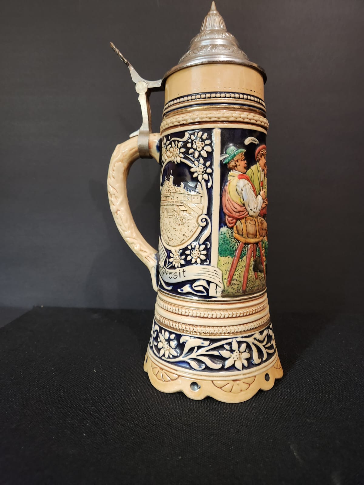 German beer stein w/lid