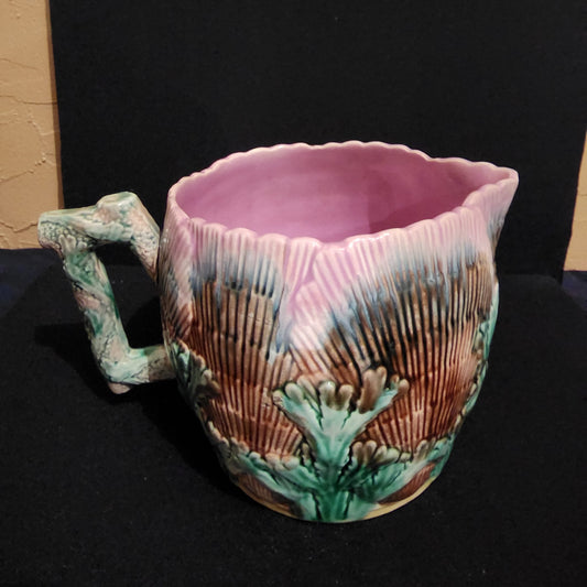 Large Griffen Smith & Hill Etruscan Majolica Pitcher Shell Seaweed Pattern