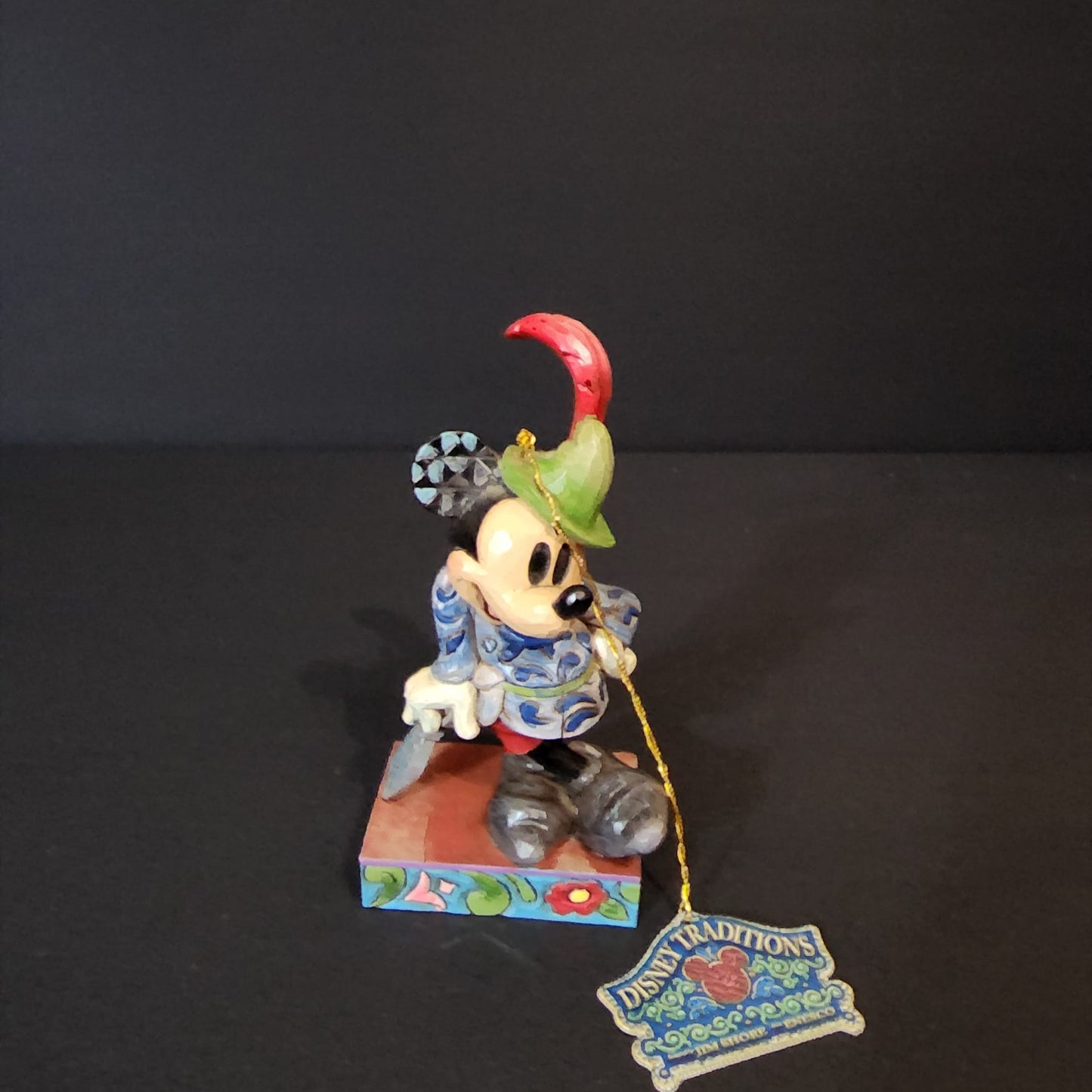 Disney Enesco 4016553 Jim Shore Brave Mickey Mouse Figurine