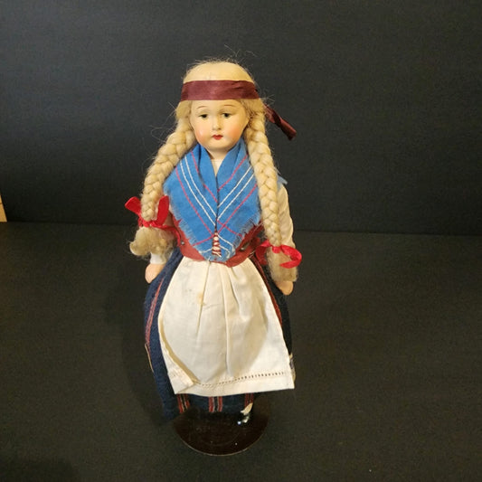 Antique Martha Turku Jaaski Doll