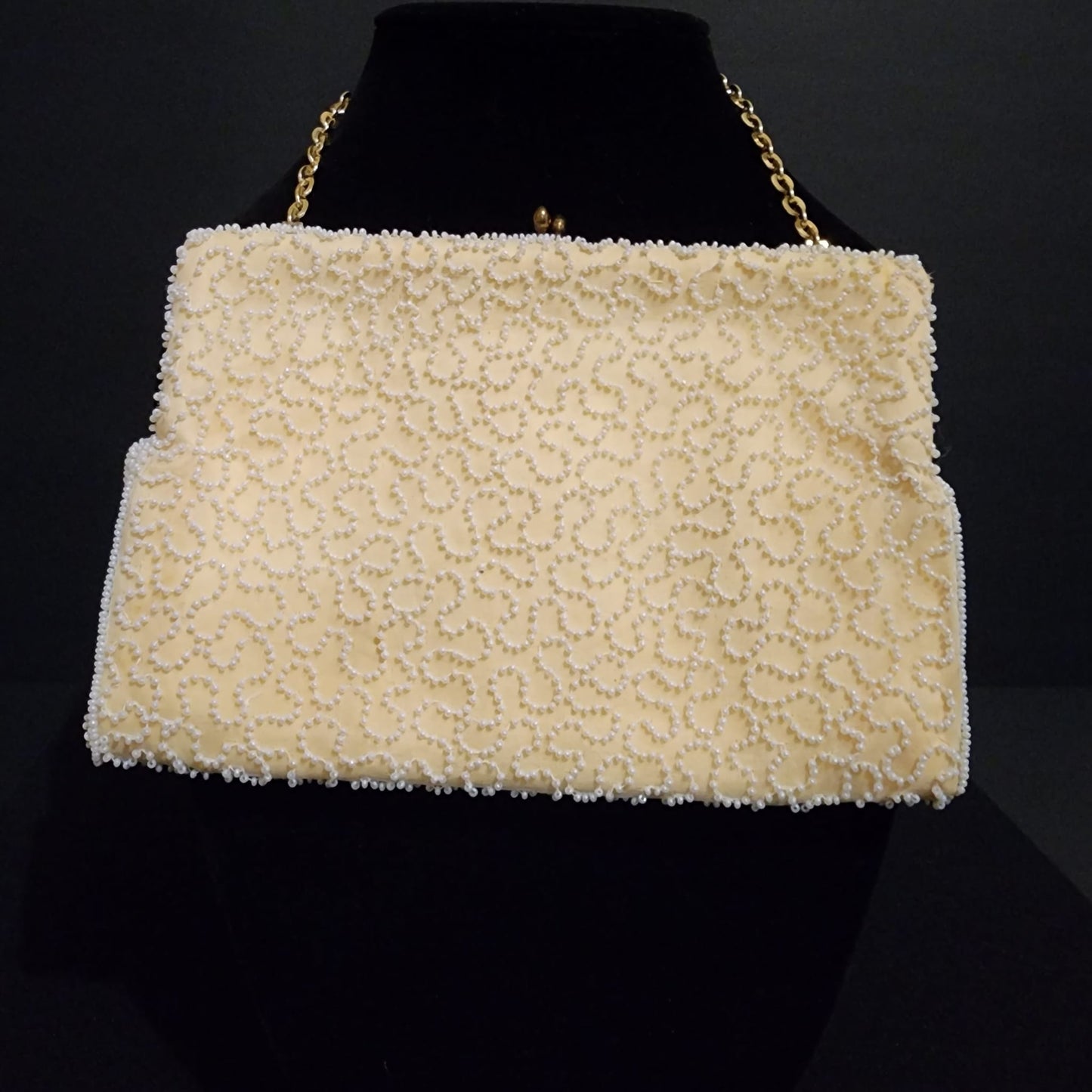 VINTAGE SPARKLING FLOWER PATTERN CREAM BEADED PURSE BELGIUM