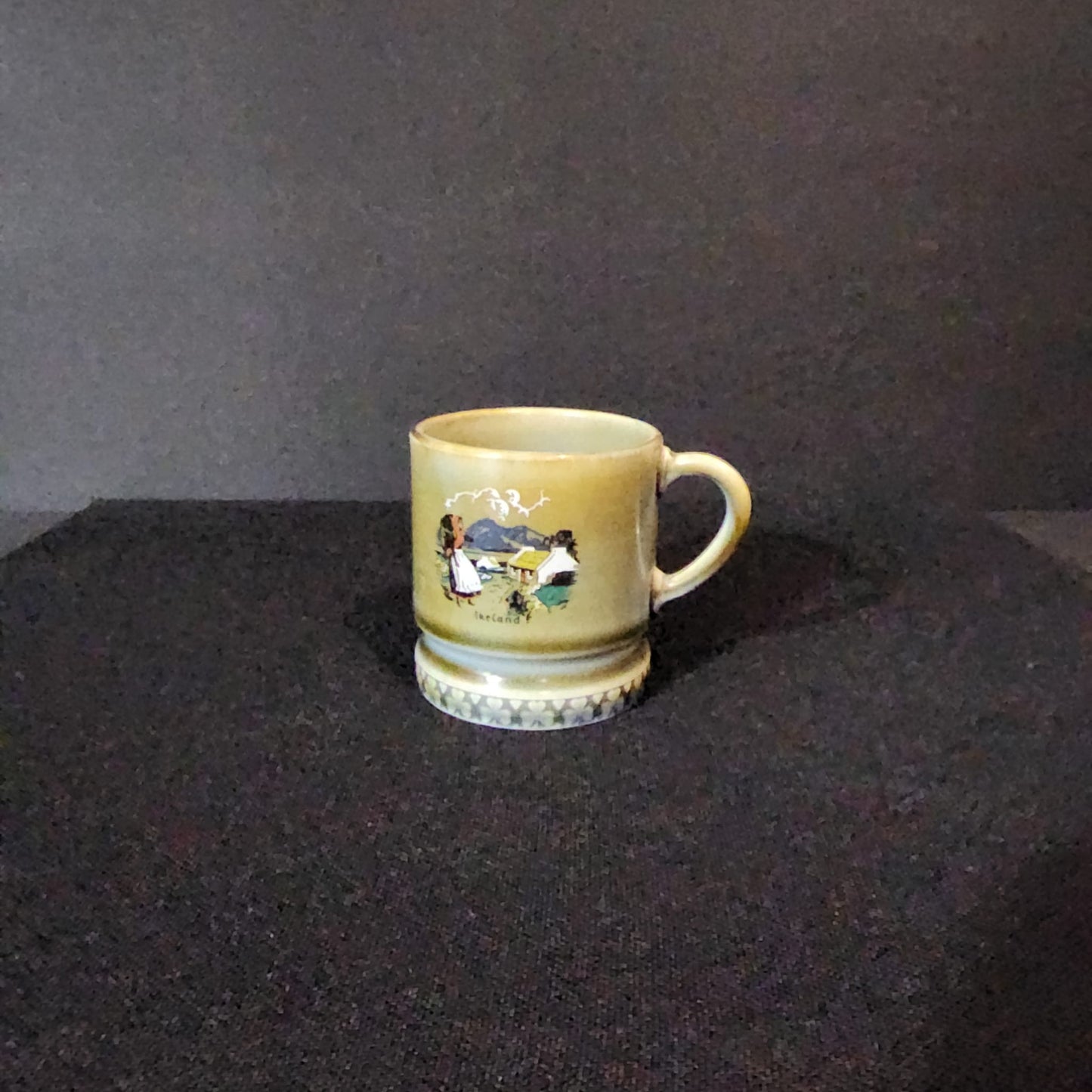 Vintage 1950s Wade Irish Porcelain Pottery Coffee Mug